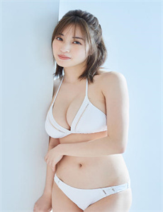 《野花视频高清在线观看下载-女人迈开腿让男生吃草莓》