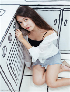 《公主往下边塞玉器-4tube.tv》