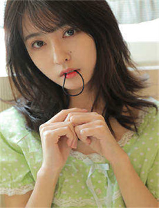 《我和岳的肉欲性史-迅雷欧美》