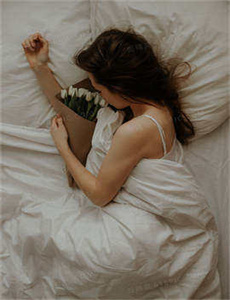 《两个人在线观看视频-青春的日子》