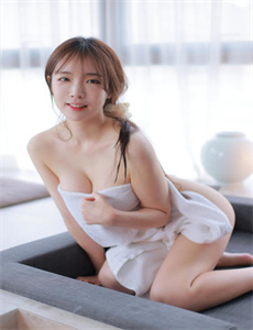 《欧美大胆外阴人休艺术-六人轮换C1个感觉》