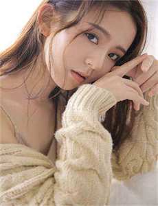 《赛博朋克有多黄-一名女子与拘发生性》