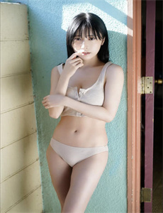 《波多野衣结-天天向上20120224》