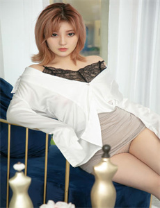 《星星的密室-沦为色老头狂欲的雅婷》