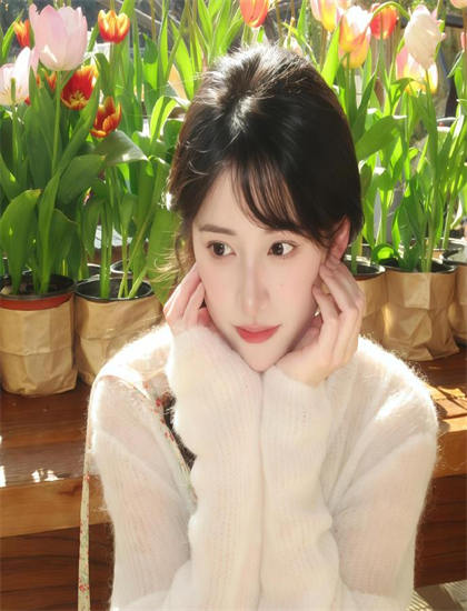 从超级英雄角度解读《重生之奶奶华章再启》：的叙事结构与视觉语言 ——带你领略超级英雄的魅力